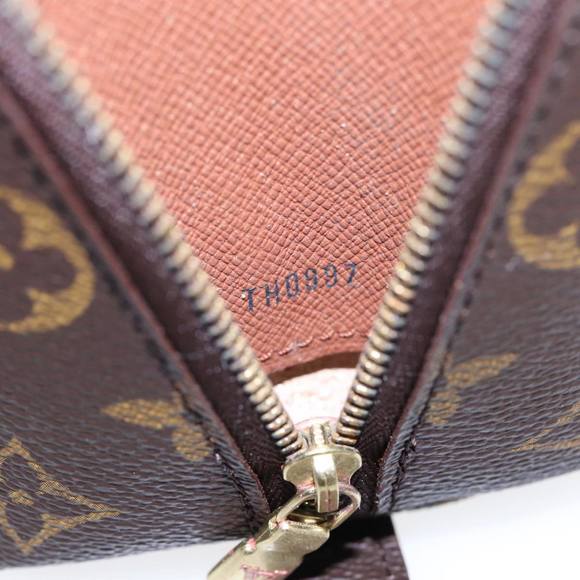 LOUIS VUITTON Monogram Trousse Demi Ronde Cosmetic Pouch M47520 LV Auth 87600 - Picture 12 of 16